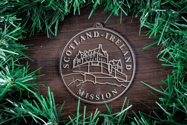 LDS Scotland - Ireland Mission (Edinburgh) Christmas Ornament surrounded by a Simple Reef